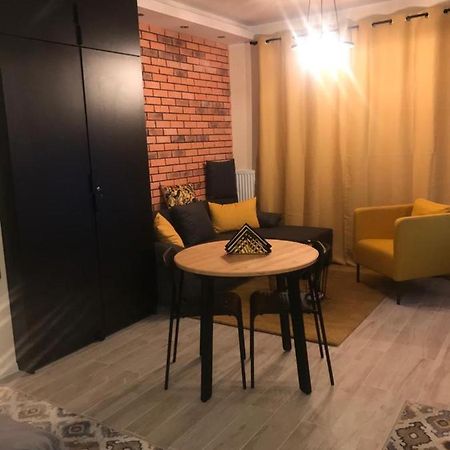 ורוצלב Sunny Apartment מראה חיצוני תמונה